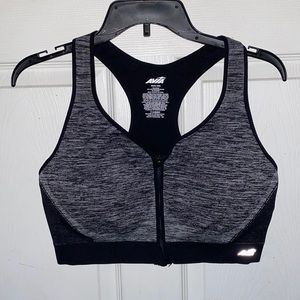 *Lightly Used* Avis Blck/Gray Sports Bra Front Zipper w/ Removable Cups Size 3XL